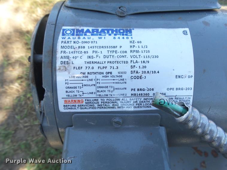 image for item DE9082 Lawn and garden equipment