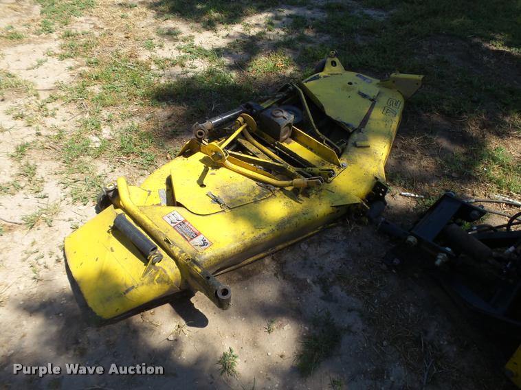 image for item DE9082 Lawn and garden equipment