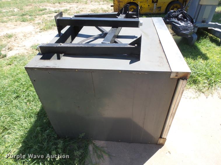 image for item DE9083 Restaurant equipment