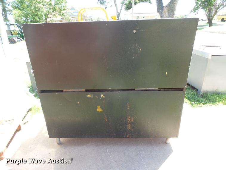 image for item DE9083 Restaurant equipment