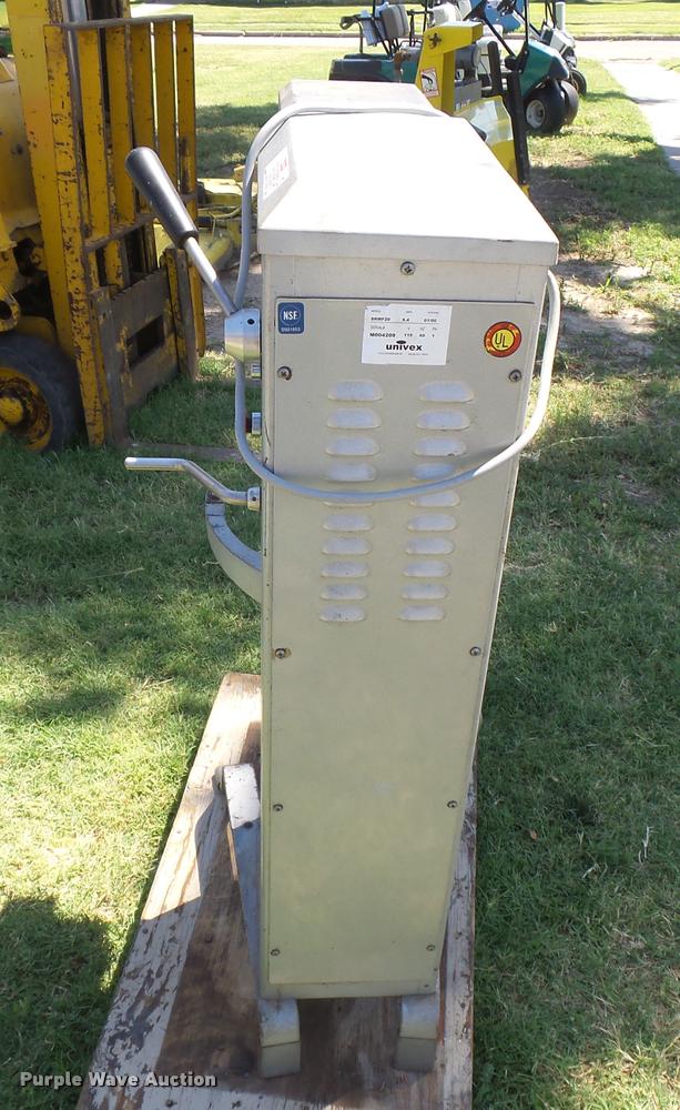 image for item DE9083 Restaurant equipment