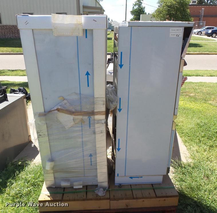 image for item DE9083 Restaurant equipment