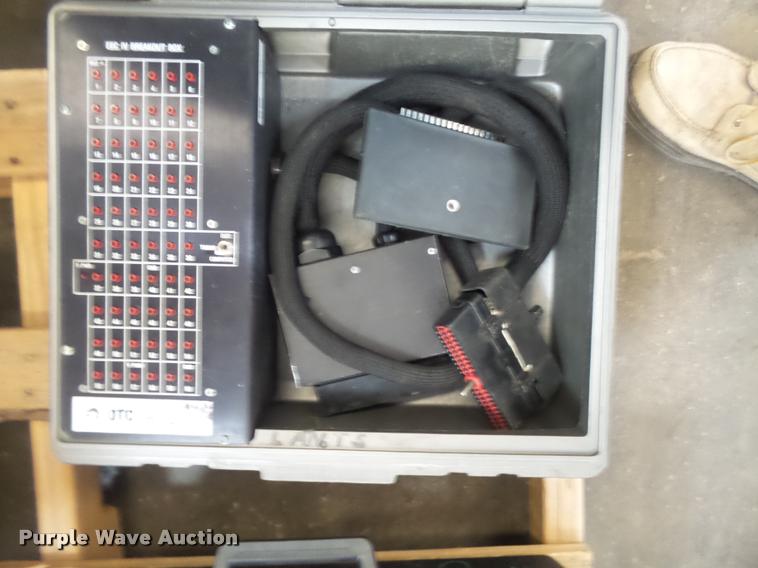 image for item DE9090 Automotive diagnostic equipment and test leads