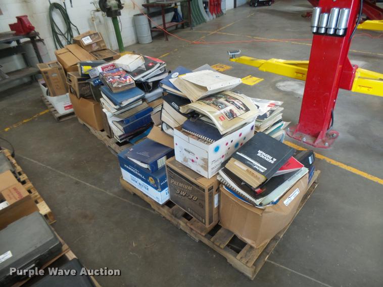 image for item DE9091 Manuals