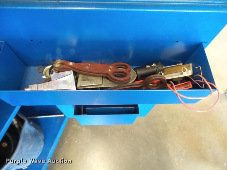 image for item DE9092 Automotive tune-up testers