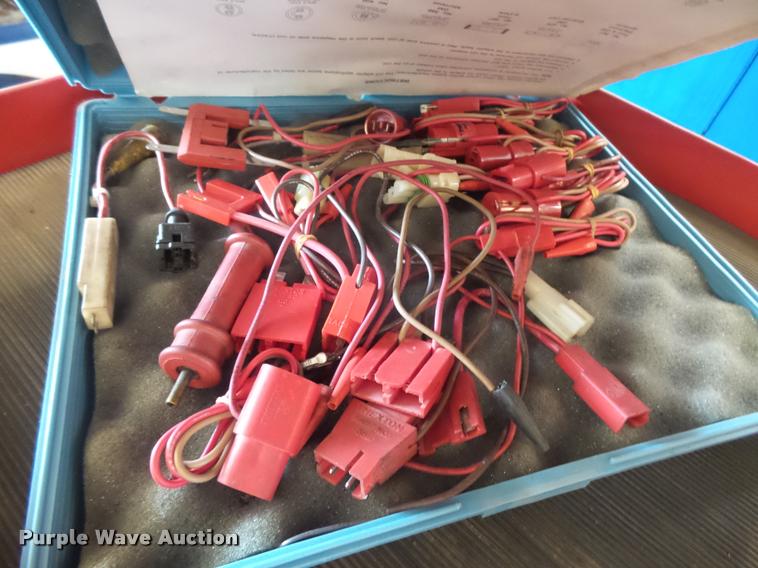 image for item DE9092 Automotive tune-up testers