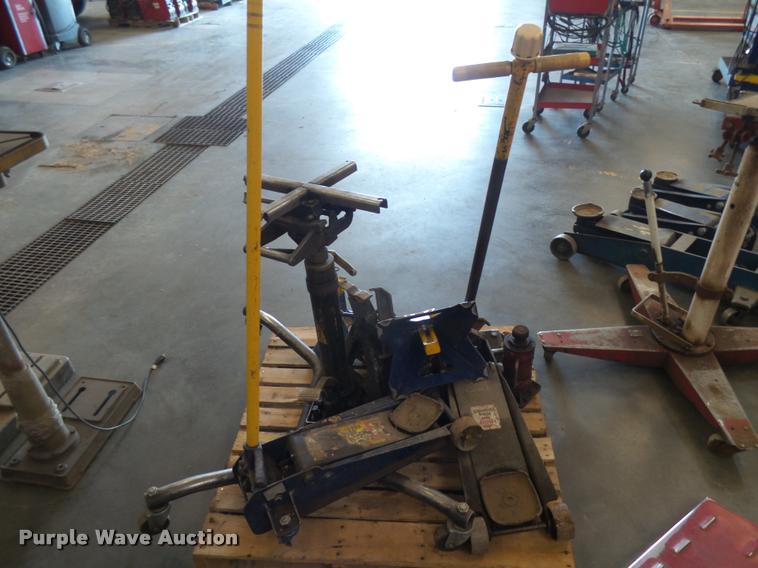 image for item DE9093 Tools