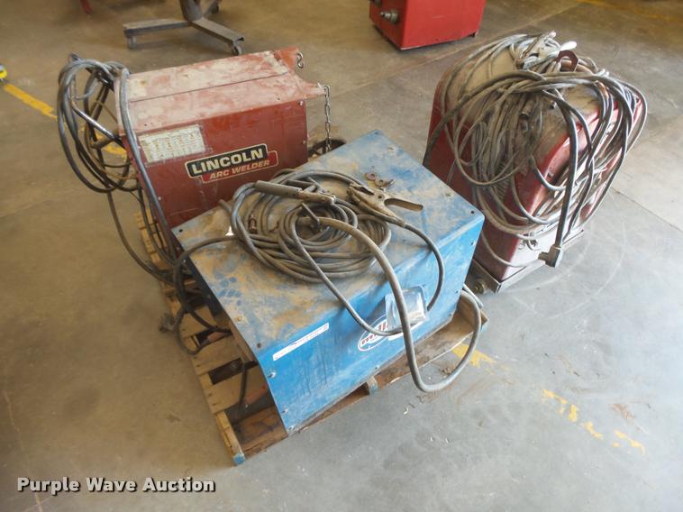 image for item DE9098 (3) welders