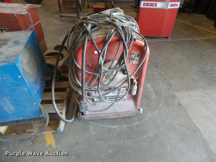 image for item DE9098 (3) welders