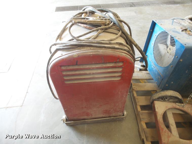 image for item DE9098 (3) welders