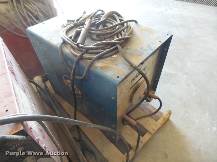 image for item DE9098 (3) welders