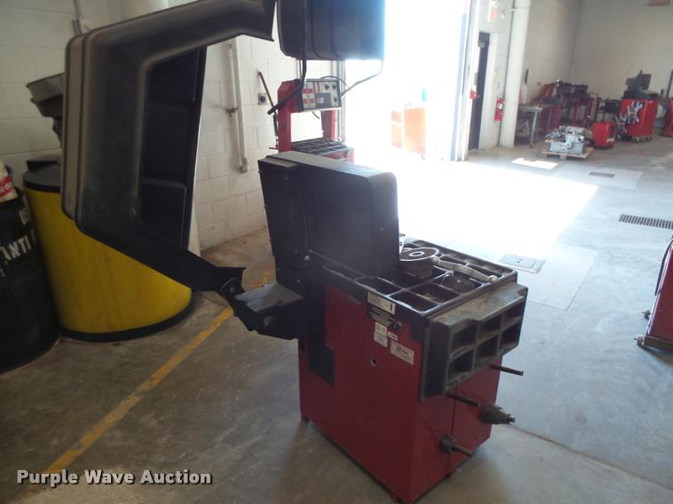 image for item DE9099 (2) balancers