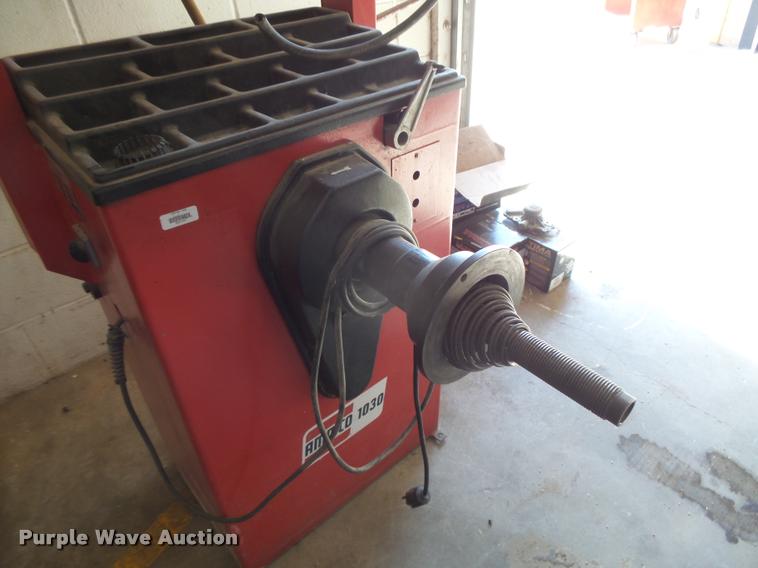 image for item DE9099 (2) balancers