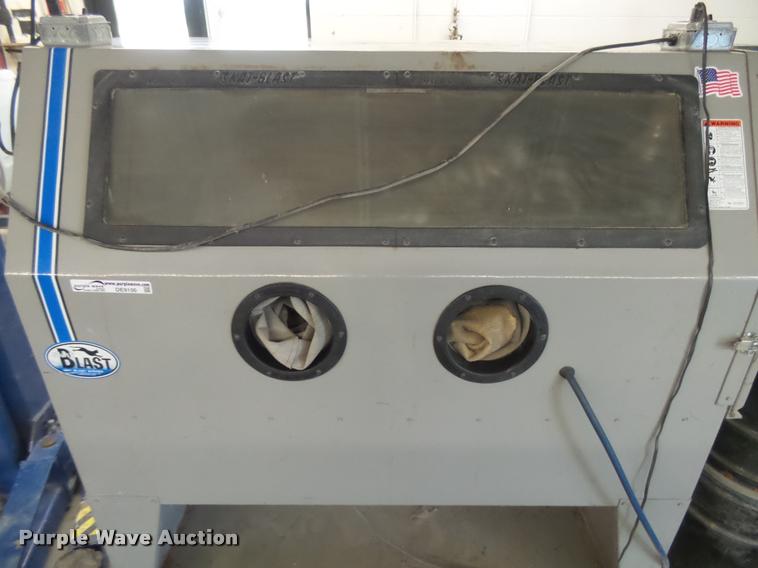 image for item DE9100 Skat Blast dry blast cabinet