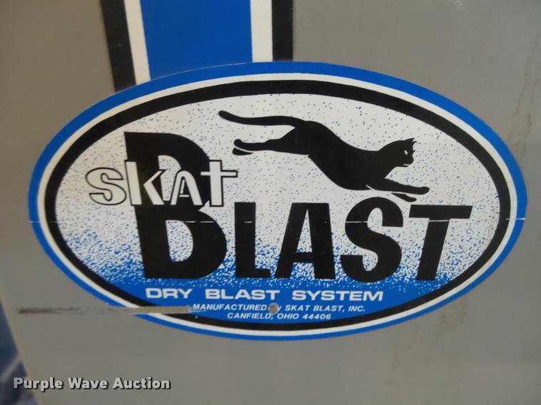 image for item DE9100 Skat Blast dry blast cabinet