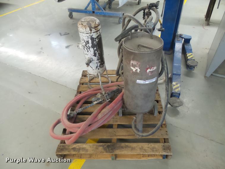 image for item DE9101 (3) soda blaster sand blast unit