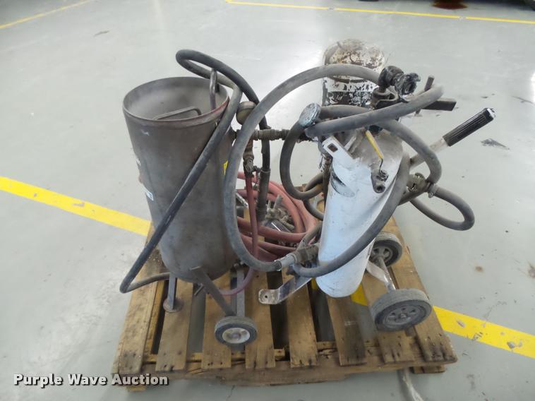 image for item DE9101 (3) soda blaster sand blast unit