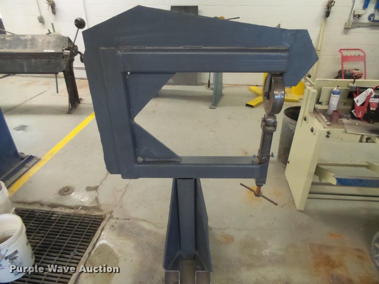 image for item DE9102 (3) machine brakes