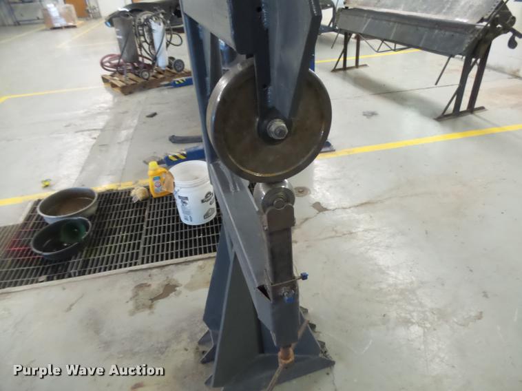 image for item DE9102 (3) machine brakes