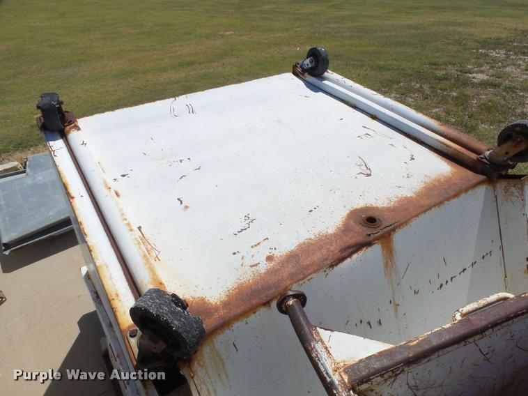 image for item DE9106 (6) steel dumpsters