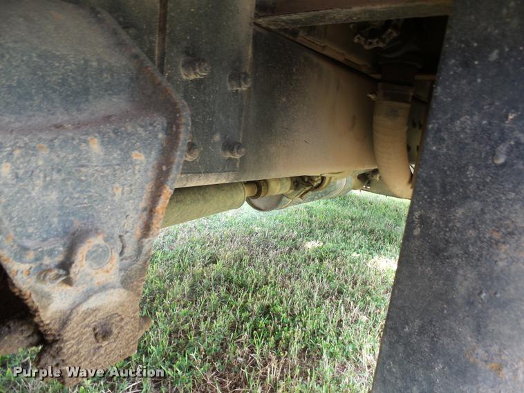 image for item DH9665 1990 Ford F800 digger derrick truck