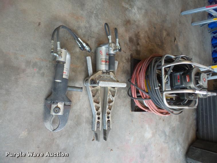 image for item DK9489 Amkus jaws of life