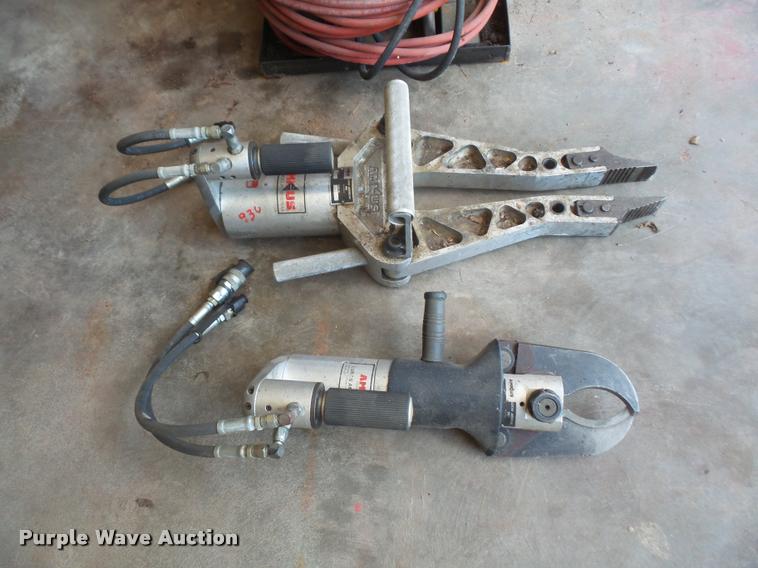 image for item DK9489 Amkus jaws of life