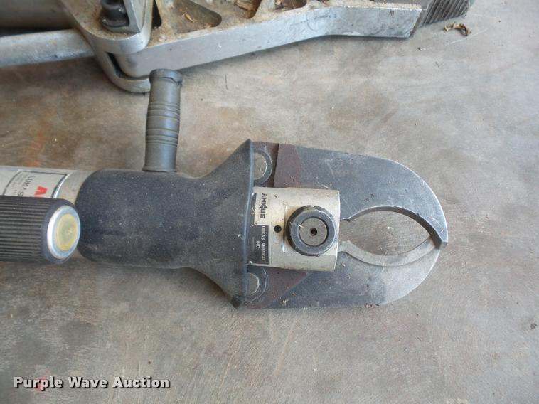 image for item DK9489 Amkus jaws of life