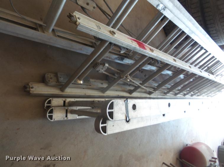 image for item DK9491 (3) aluminum extension ladders