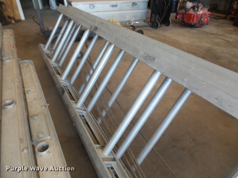 image for item DK9491 (3) aluminum extension ladders