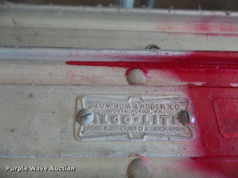 image for item DK9491 (3) aluminum extension ladders