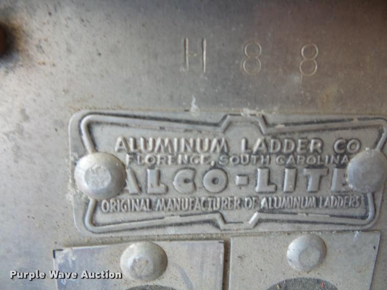 image for item DK9491 (3) aluminum extension ladders