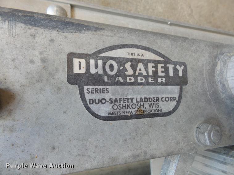 image for item DK9491 (3) aluminum extension ladders