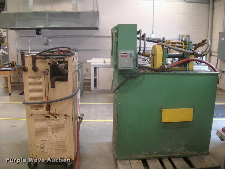 image for item DK9601 Reliable two roll mill