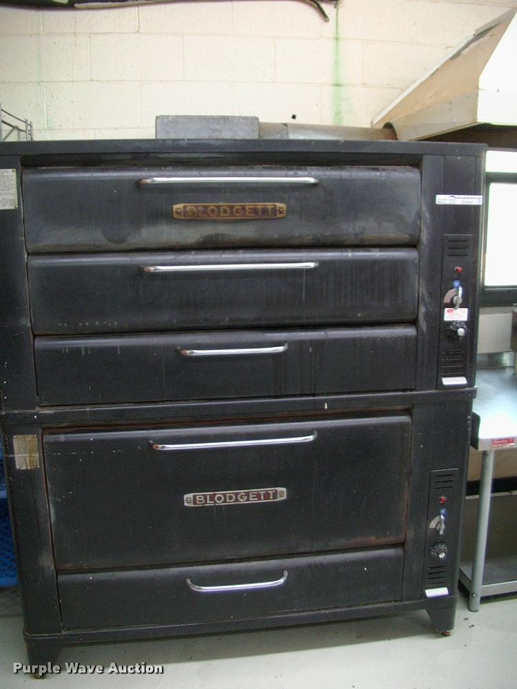 image for item DK9647 Blodgett pizza oven