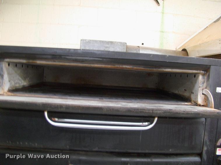 image for item DK9647 Blodgett pizza oven