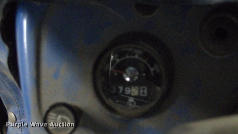 image for item DK9652 1983 Ford 1510 tractor