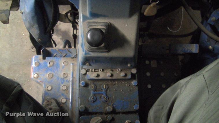 image for item DK9652 1983 Ford 1510 tractor