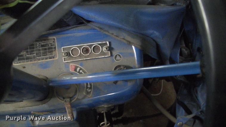 image for item DK9652 1983 Ford 1510 tractor