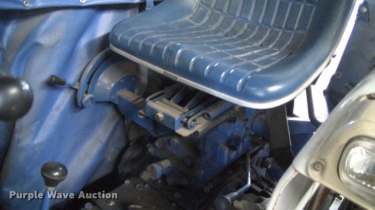 image for item DK9652 1983 Ford 1510 tractor