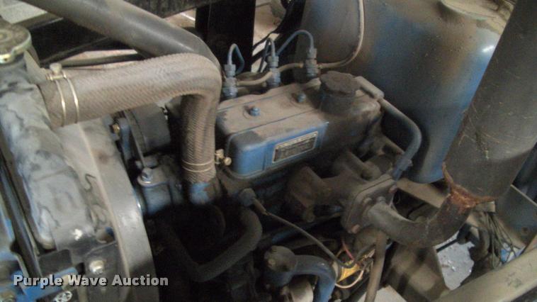 image for item DK9652 1983 Ford 1510 tractor