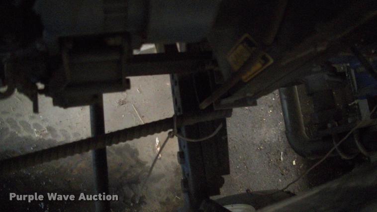 image for item DK9652 1983 Ford 1510 tractor