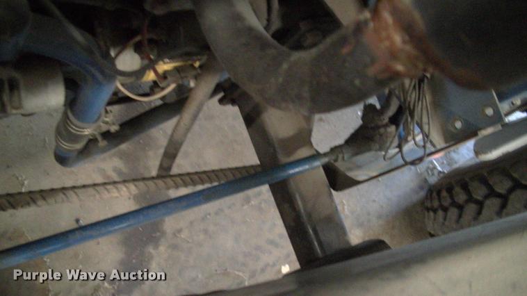 image for item DK9652 1983 Ford 1510 tractor