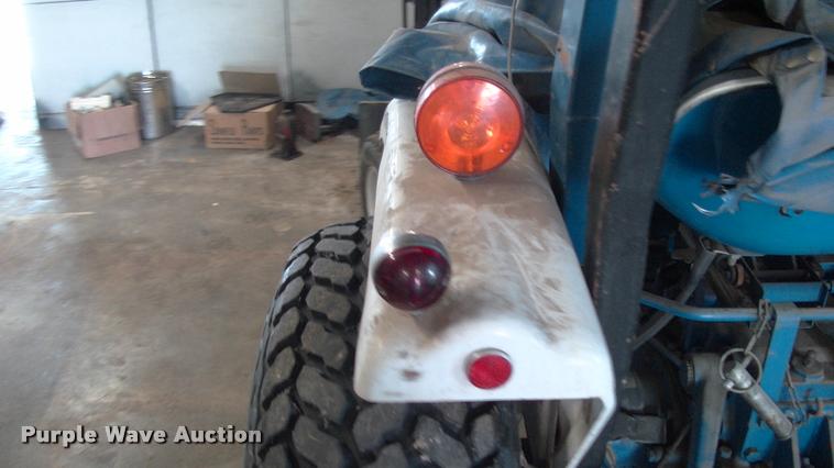 image for item DK9652 1983 Ford 1510 tractor