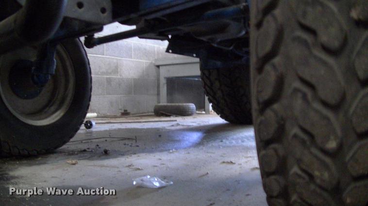 image for item DK9652 1983 Ford 1510 tractor