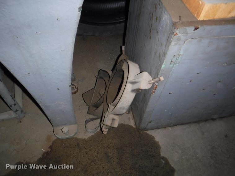 image for item DL9505 South Bend metal lathe