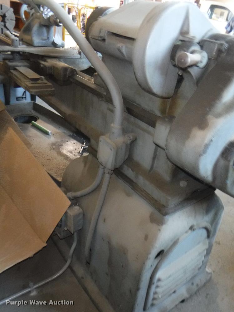 image for item DL9505 South Bend metal lathe