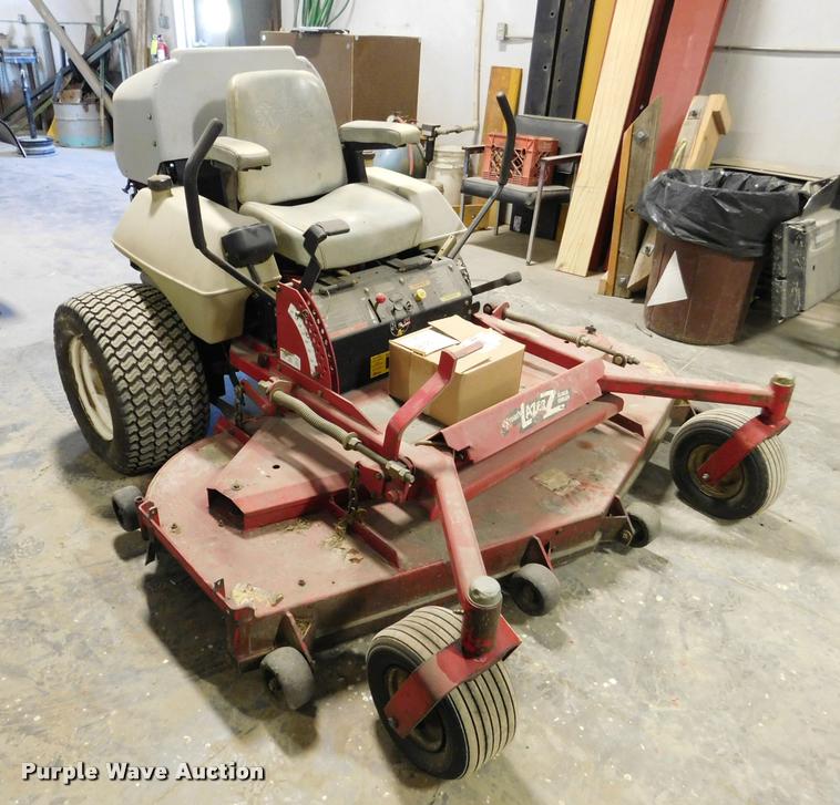 image for item DM9455 2000 Ex Mark Lazer Z lawn mower