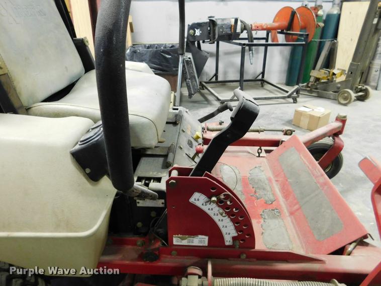 image for item DM9455 2000 Ex Mark Lazer Z lawn mower