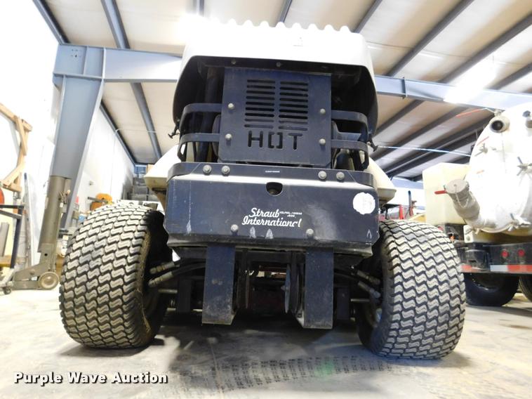 image for item DM9455 2000 Ex Mark Lazer Z lawn mower